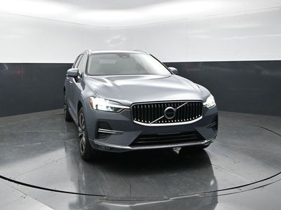 2023 Volvo XC60 Plus Bright Theme