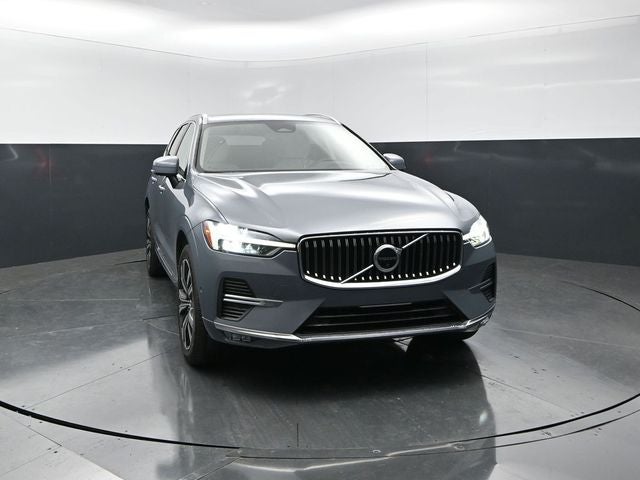 2023 Volvo XC60 Plus Bright Theme