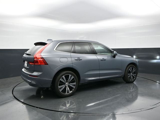 2023 Volvo XC60 Plus Bright Theme