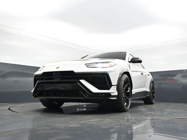 2023 Lamborghini Urus Performante