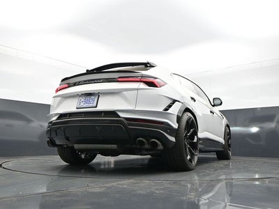 2023 Lamborghini Urus Performante