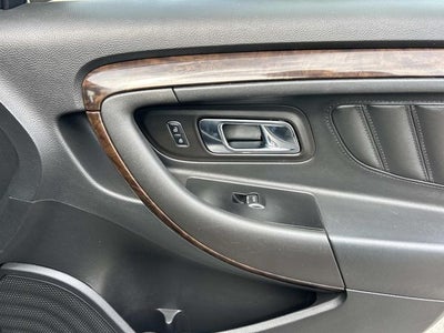 2015 Ford Taurus Limited