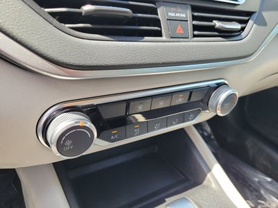 2022 Nissan Altima 2.5 SV