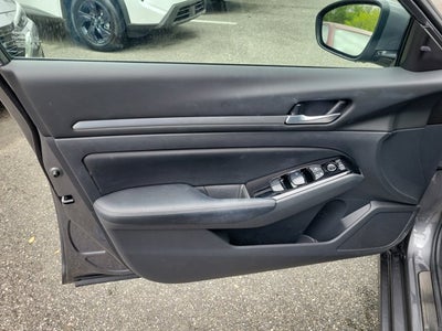 2025 Nissan Altima SL