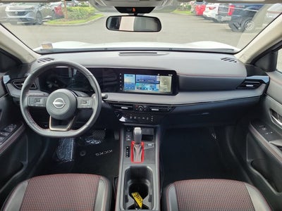 2025 Nissan Kicks SR