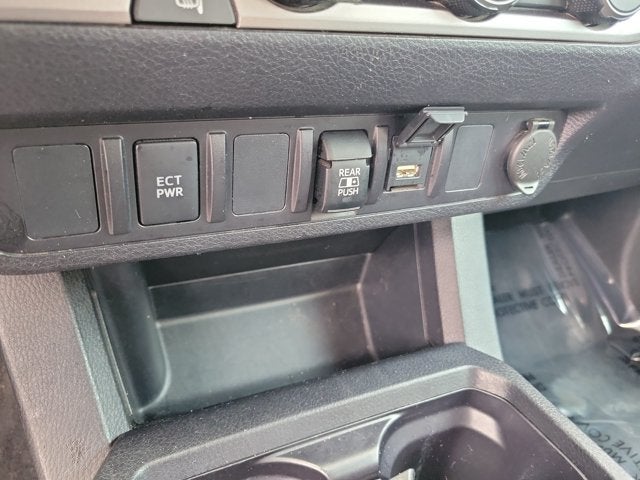 2021 Toyota Tacoma 2WD SR5