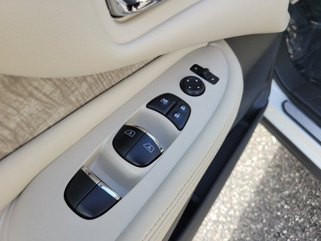 2024 Nissan Murano SL