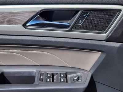 2021 Volkswagen Atlas Cross Sport 2.0T SE w/Technology