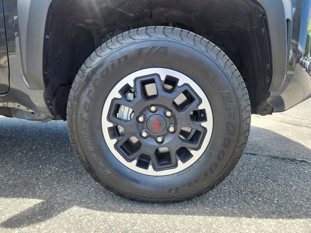 2025 Toyota Tacoma TRD Off-Road