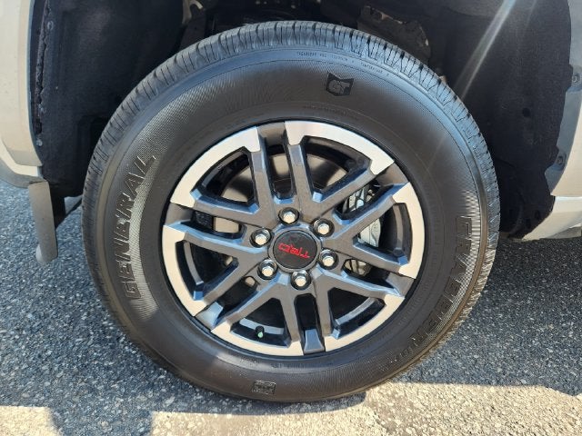 2025 Toyota Tacoma Hybrid TRD Sport
