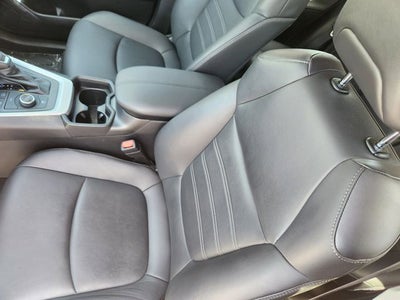2021 Toyota RAV4 Hybrid XLE Premium