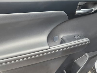 2025 Toyota Highlander XSE