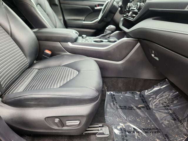 2025 Toyota Highlander XSE
