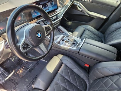 2025 BMW X6 xDrive40i