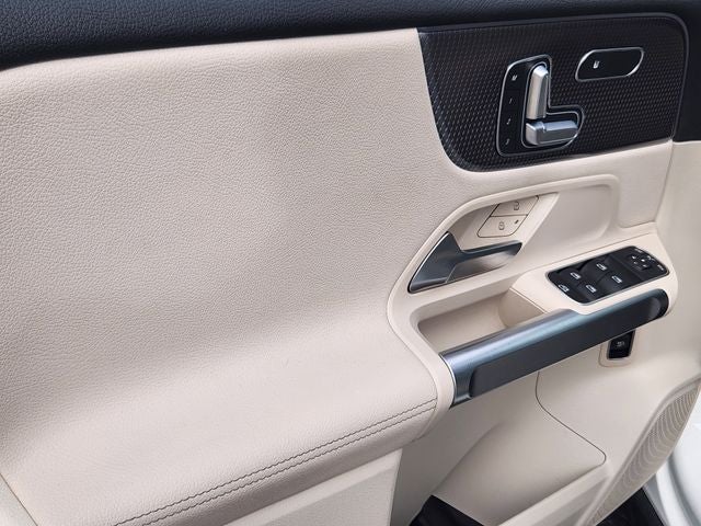 2023 Mercedes-Benz EQB 300 4MATIC®