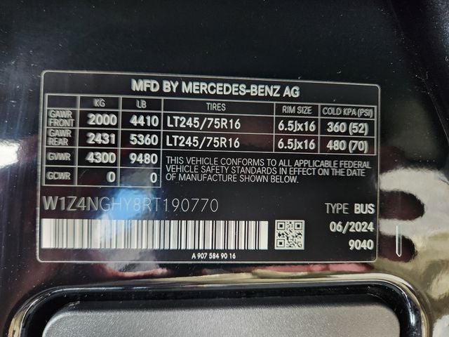 2024 Mercedes-Benz Sprinter 2500 Passenger 170 WB High Roof