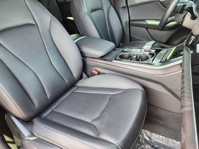 2022 Audi Q8 55 Premium Plus quattro