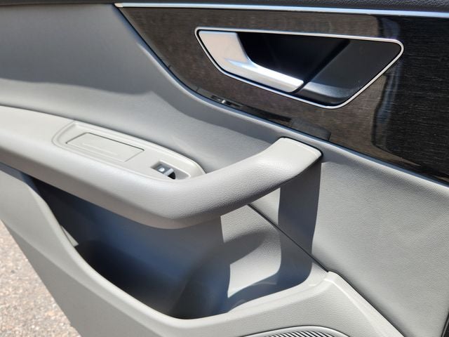 2022 Audi Q7 55 Premium Plus quattro