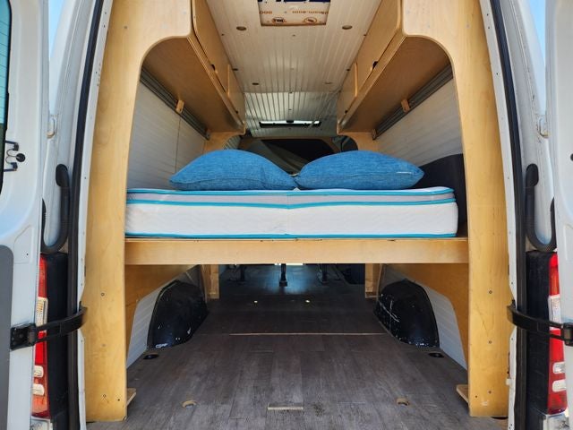 2010 Mercedes-Benz Sprinter 2500 Passenger 170 WB High Roof