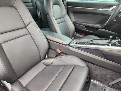 2022 Porsche 911 Carrera