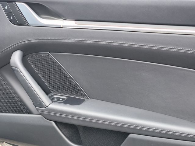 2022 Porsche 911 Carrera