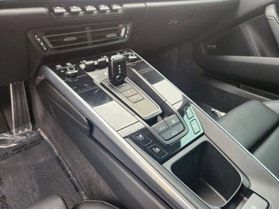 2022 Porsche 911 Carrera