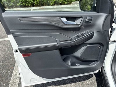 2025 Ford Escape Platinum