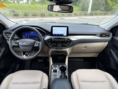 2022 Ford Escape Titanium