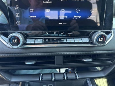 2024 Chevrolet Colorado 2WD LT