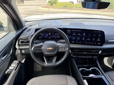2026 Chevrolet Traverse FWD LT
