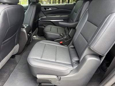 2025 Chevrolet Traverse AWD LT