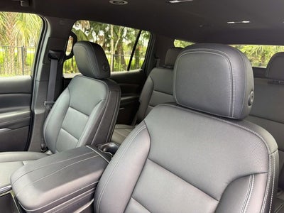 2025 Chevrolet Traverse AWD LT