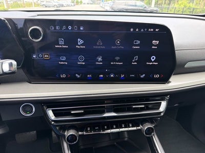 2025 Chevrolet Traverse AWD LT