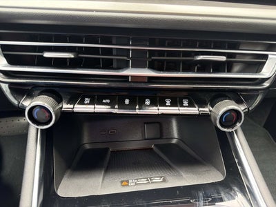 2025 Chevrolet Traverse AWD LT