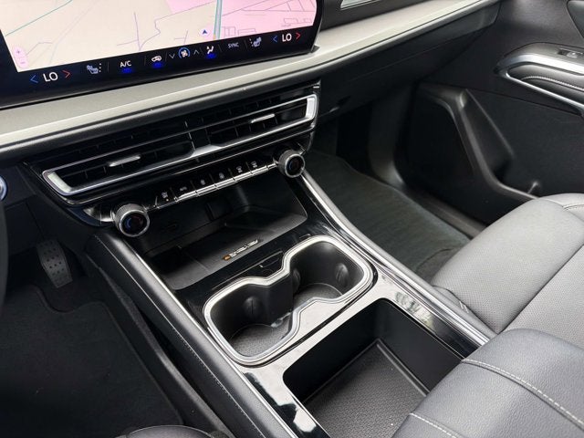 2025 Chevrolet Traverse AWD LT