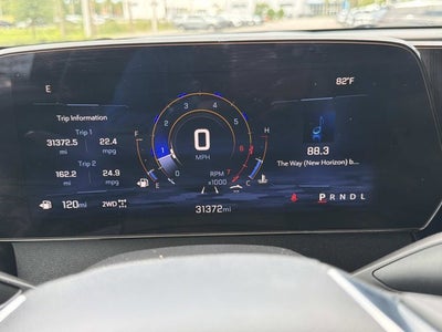 2025 Chevrolet Traverse AWD LT