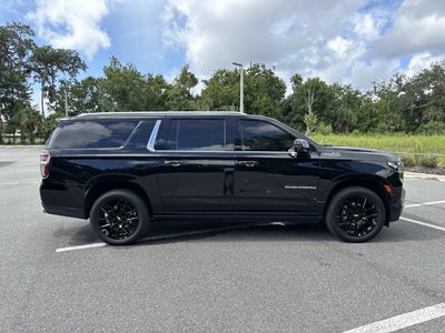 2023 Chevrolet Suburban High Country