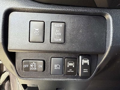 2022 Toyota Tacoma 4WD SR