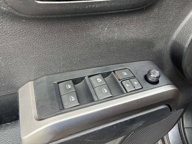 2022 Toyota Tacoma 2WD SR5