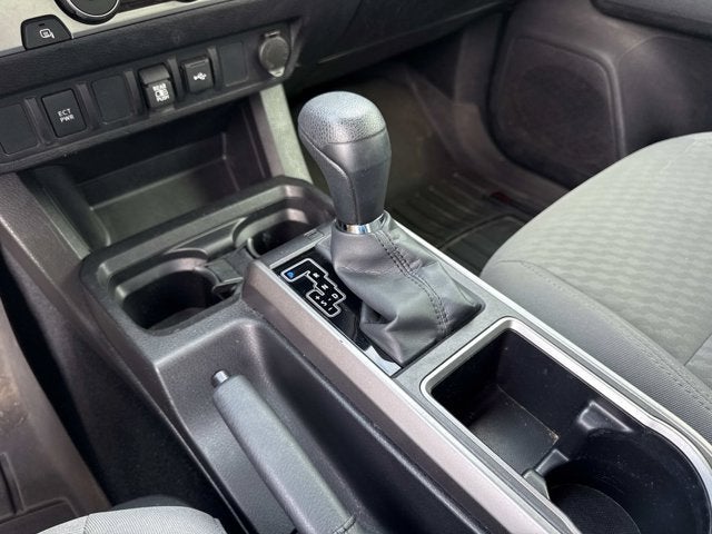 2022 Toyota Tacoma 2WD SR5