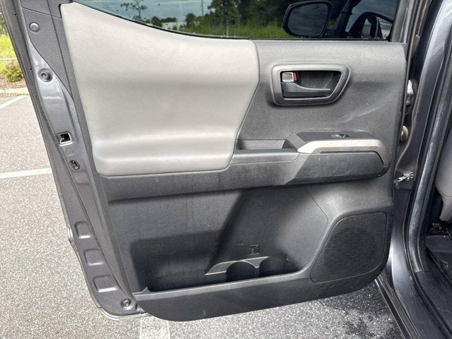 2022 Toyota Tacoma 2WD SR5