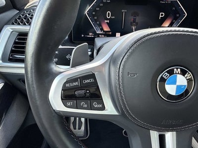 2023 BMW X7 M60i