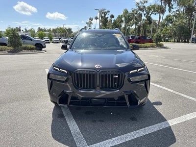 2023 BMW X7 M60i