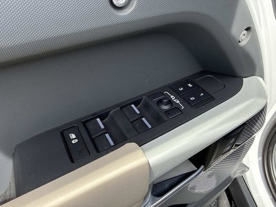 2023 Land Rover Defender X-Dynamic SE