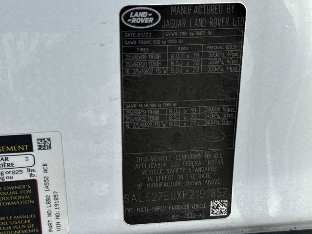 2023 Land Rover Defender X-Dynamic SE