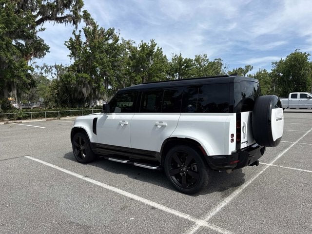 2023 Land Rover Defender X-Dynamic SE