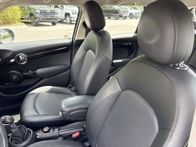 2019 MINI Hardtop 4 Door Base