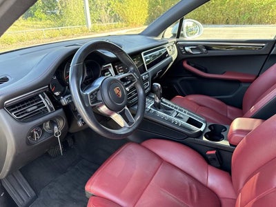 2020 Porsche Macan Base