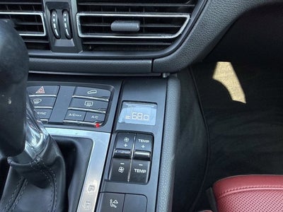2020 Porsche Macan Base