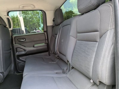 2022 Nissan Frontier SV